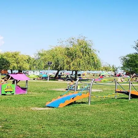 Strandi Apartmanok- Magyar Tenger Lägenhet *